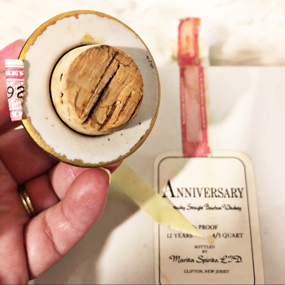 5/$25 Vintage 1973 Maria Spirits Christmas Porcelain Decanter Decoration3 - Picture 8 of 8